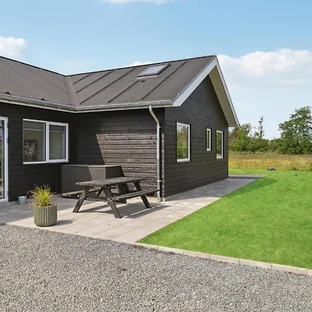 Pet Friendly In With Sauna